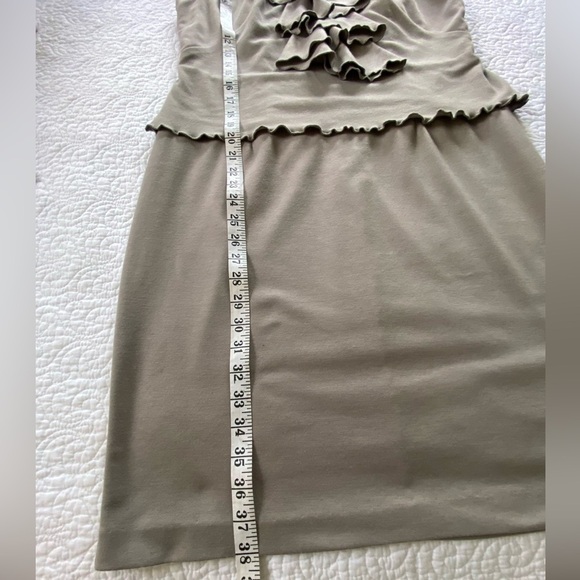Donna Ricco Taupe Ruffled Layered Look Knee Length Midi Dress Feminine Size 12​ - Picture 11 of 11